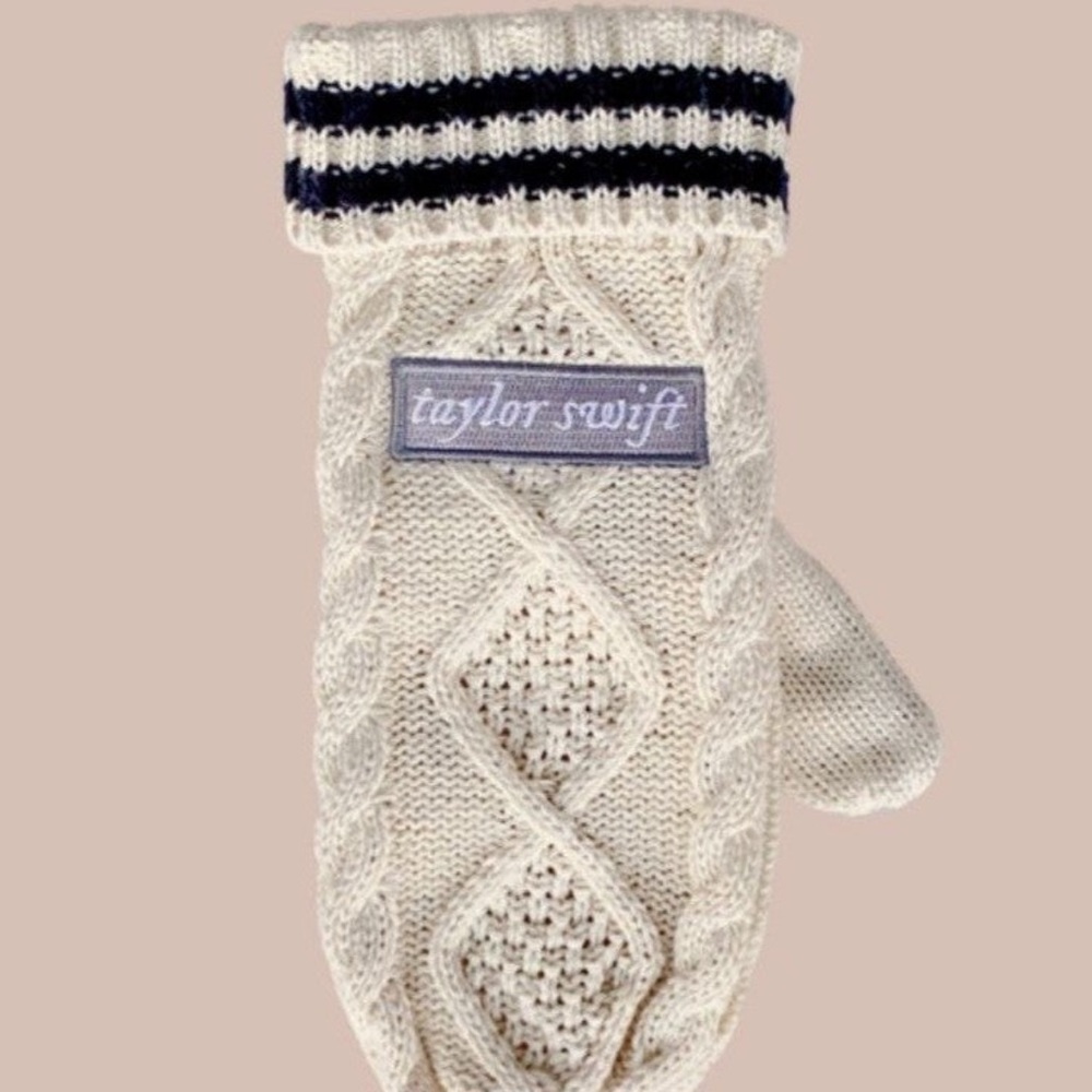 Taylor Swift Cardigan Oven Mitten